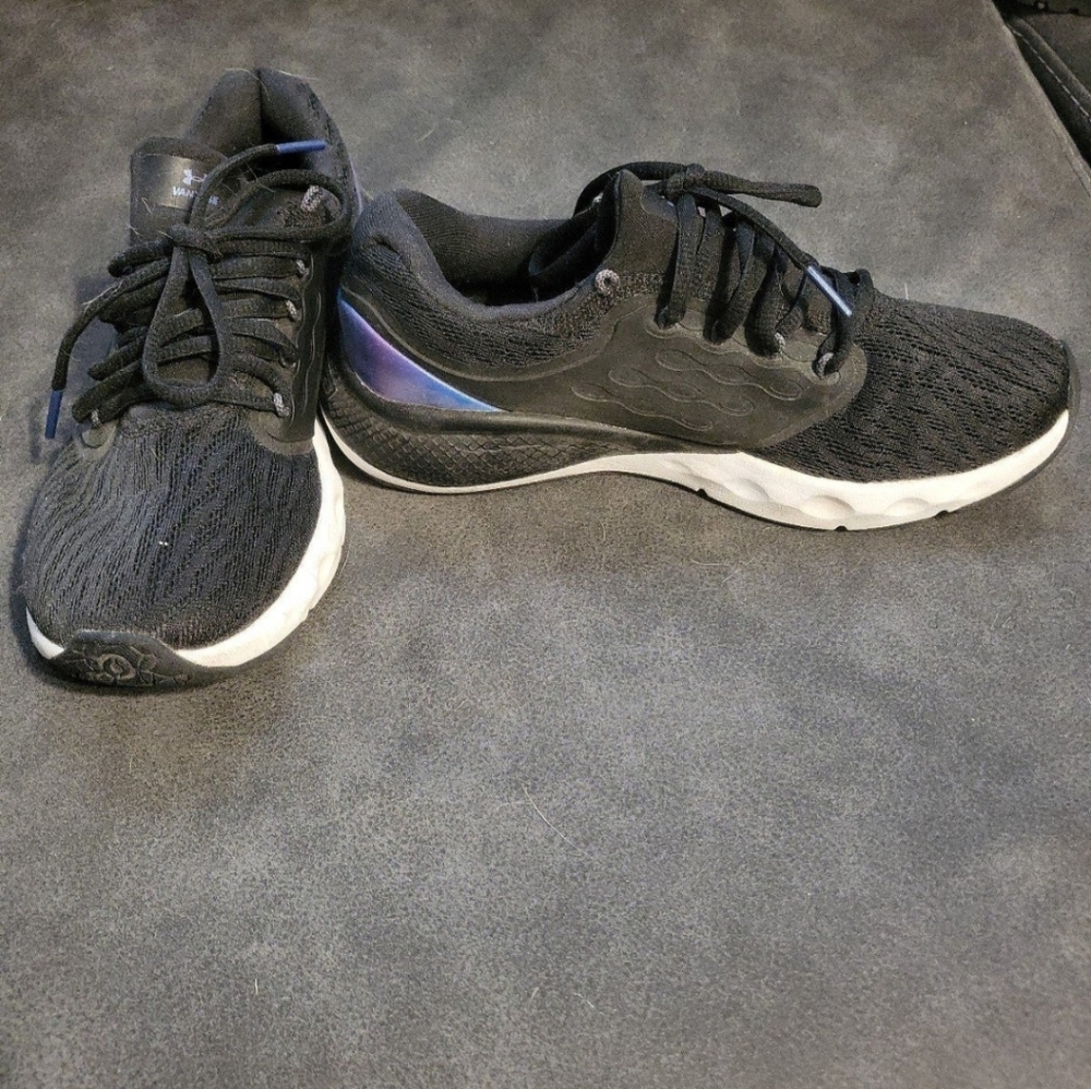 Under Armor Charged Sneakers View 2